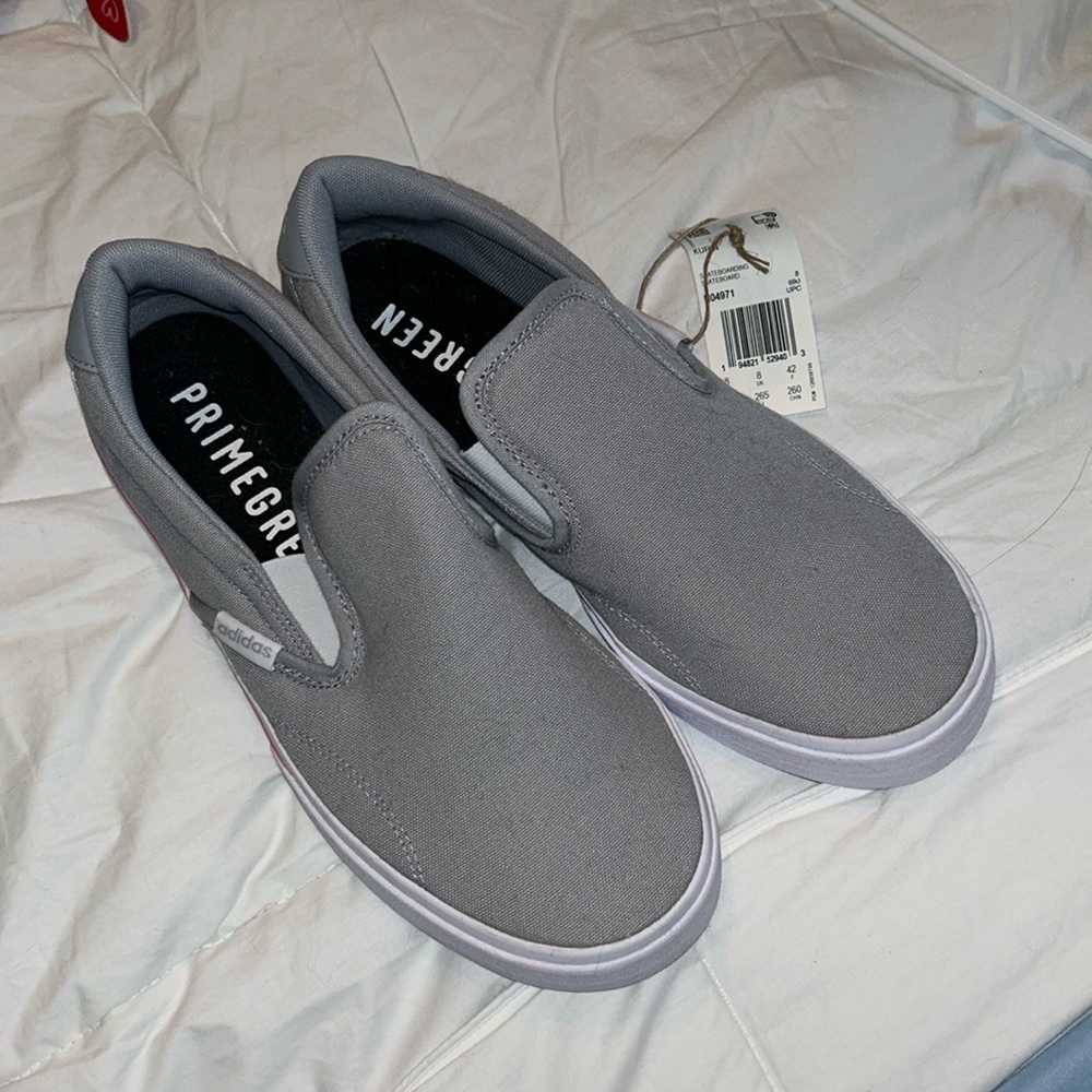 Women’s Adidas Flats